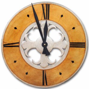 Ornate Vintage Round Wall Clock in gold & silver.